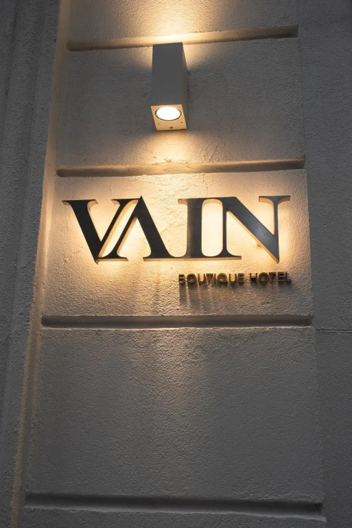 Vain Boutique Hotel