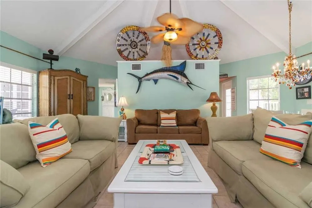 Anna Cabana Bungalow #4 by RedAwning