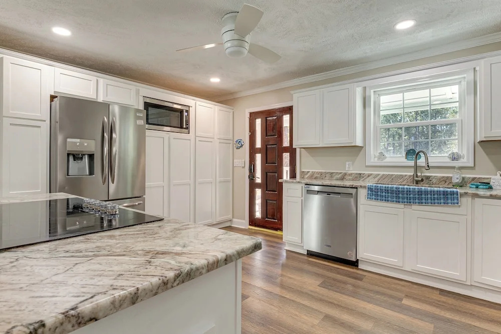 Beaches, Fishing & More! Home on Dauphin Island