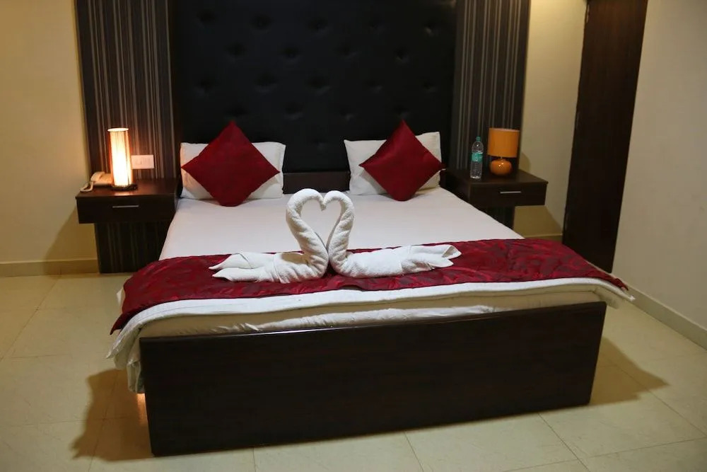 Hotel Bashyam Park