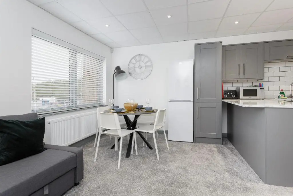 Oliverball Serviced Apartments - Sovereign Gate 2 - 2 bedroom apartment close to City Centre