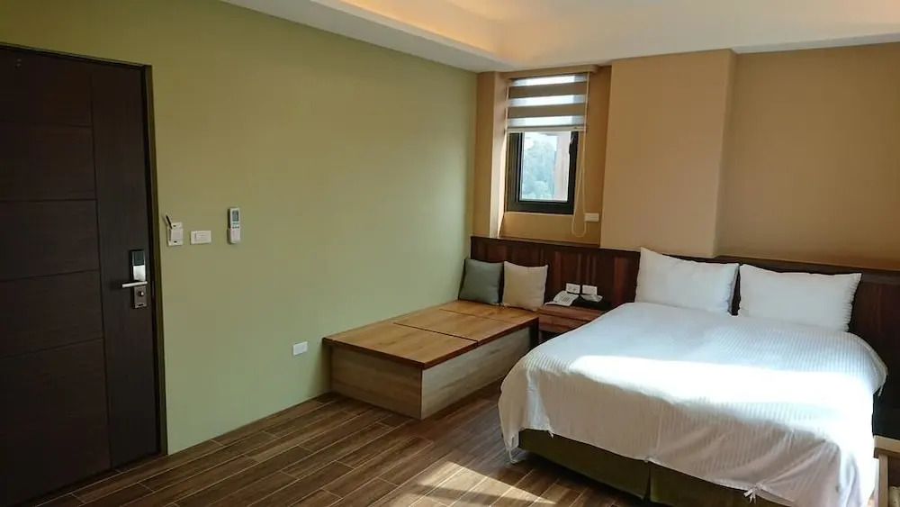 Zhaohong homestay