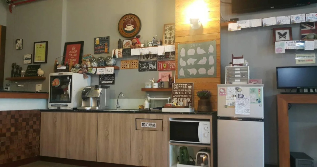 角舍背包客棧 西出口 Corner House Backpacker Hostel