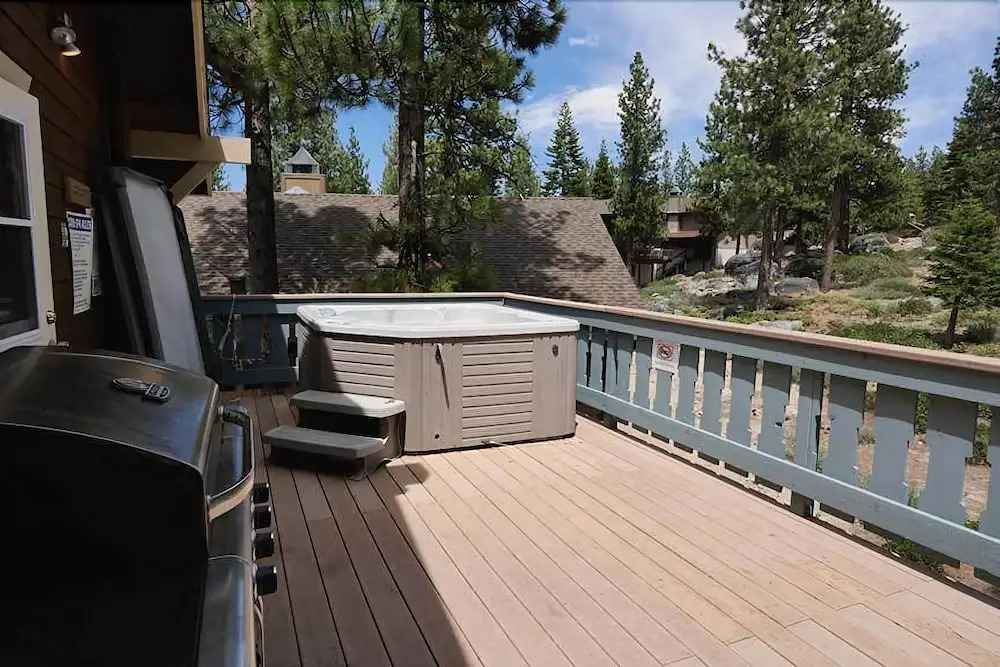 1233 Timber Lane 2 Bedroom Home