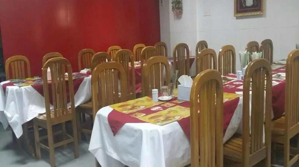 Daw Htay Hotel