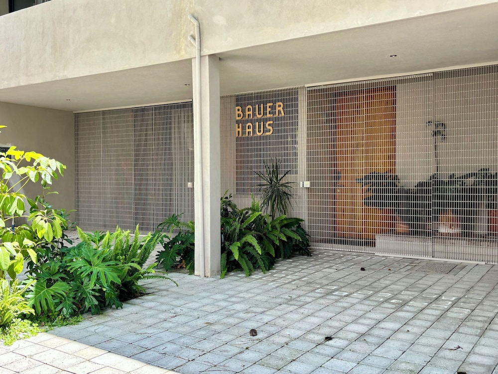 Bauer Haus