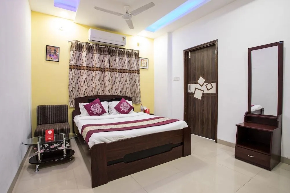 OYO 3205 Hotel New Luxury Royale