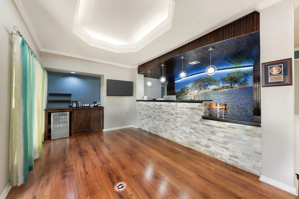 Best Western Post Oak Inn