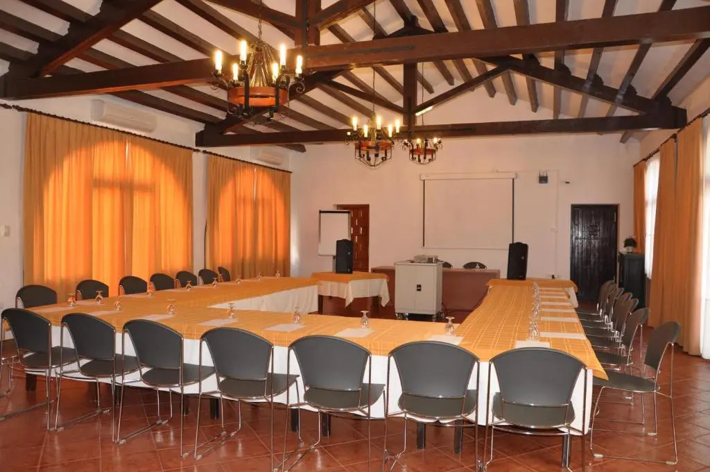 Hotel Tugasa Las Truchas
