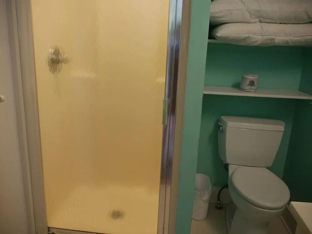 Plum Crazy Up - 2 Br Townhouse