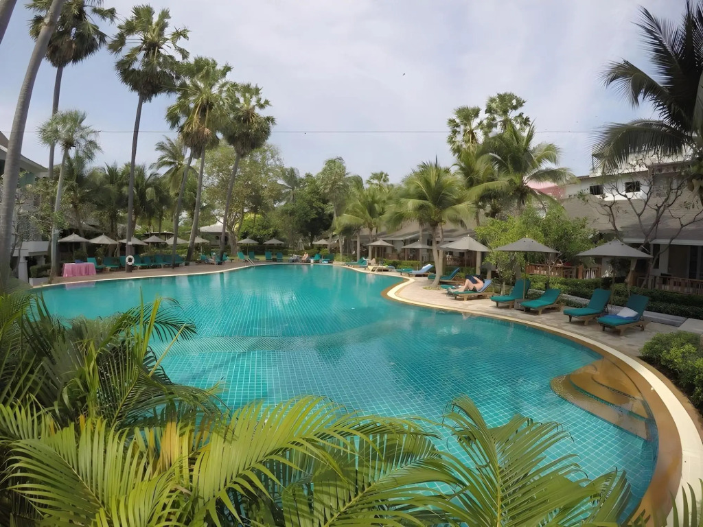 Bann Pantai Resort