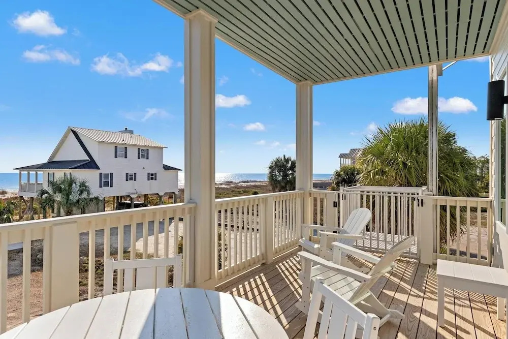 Pet Friendly Beach House - Bella View
