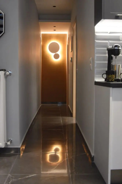 Comely Luxury Apt Must