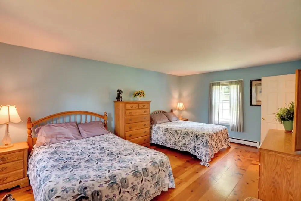 Pittsfield Home w/ Deck - 12 Mi to Jiminy Peak!