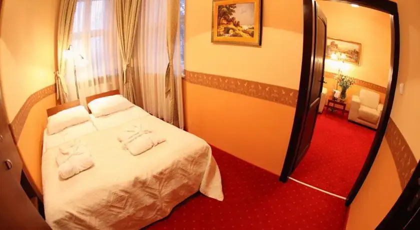 Pałacyk pod Lipami