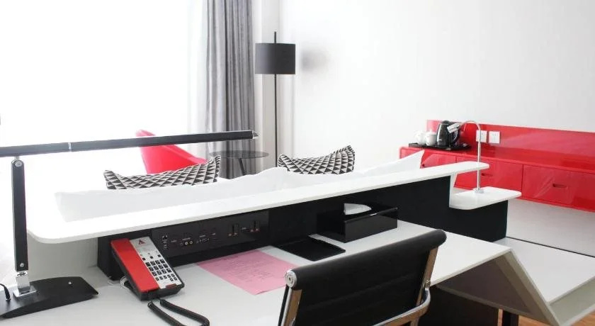 Tianjin Tangram Hotel
