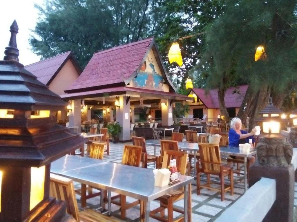 Andaman Beach Resort Koh Jum
