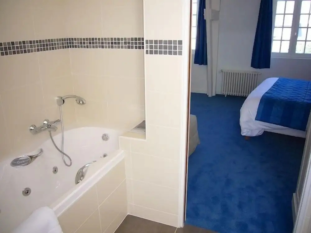 Logis Hotel, restaurant et spa Le Relais De Broceliande