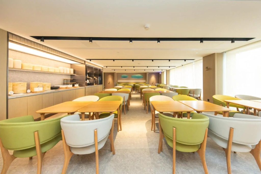 Ji Hotel(Changyang Road, North Bund, Shanghai)