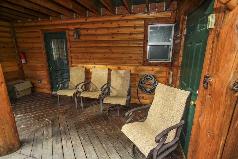 Bears R Us by Big Bear Cool Cabins