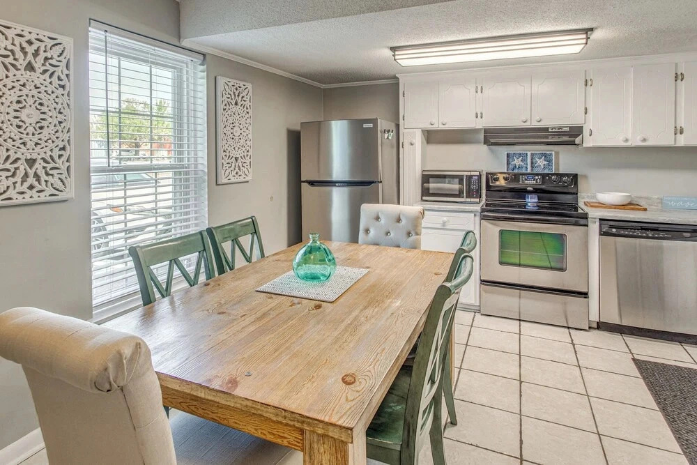 Walk to Ocean! Family Haven in North Myrtle Beach