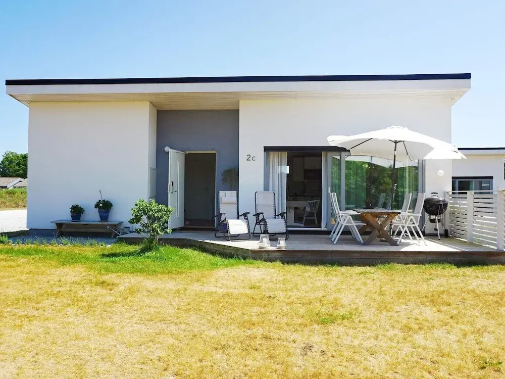 Modern Beach Cottage in Tofta, Gotland
