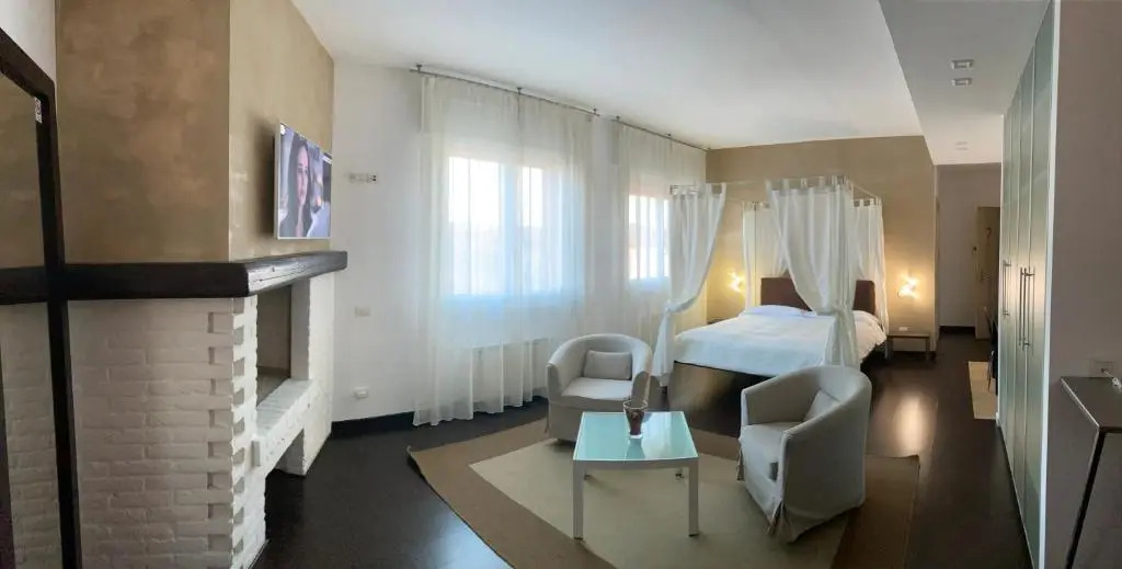 Hotel Angi