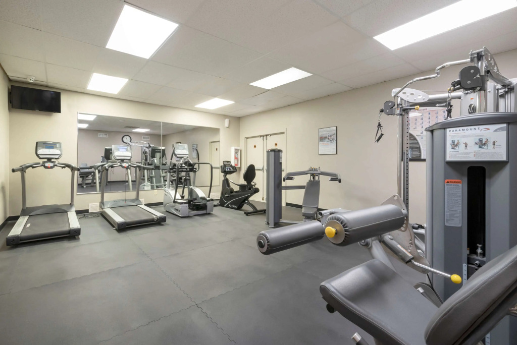 SureStay Plus Hotel by Best Western McGuire AFB Jackson