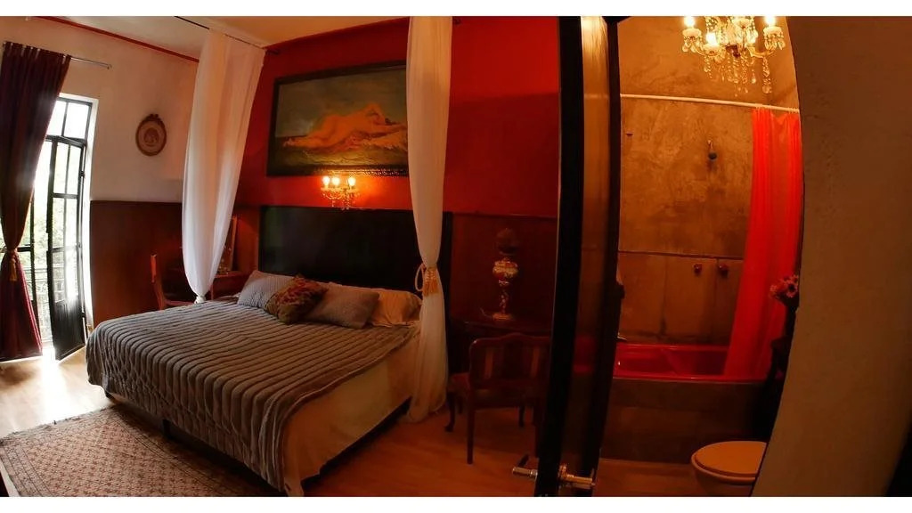 Mr. López Hotel B&B