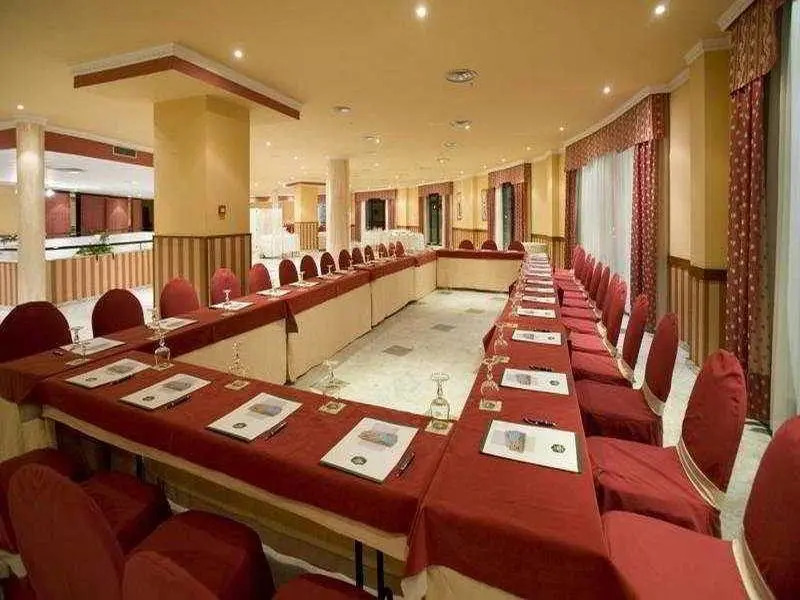 Hotel Cáceres Golf