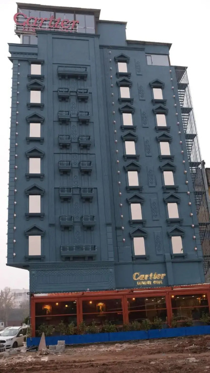 Cartier Luxury Otel