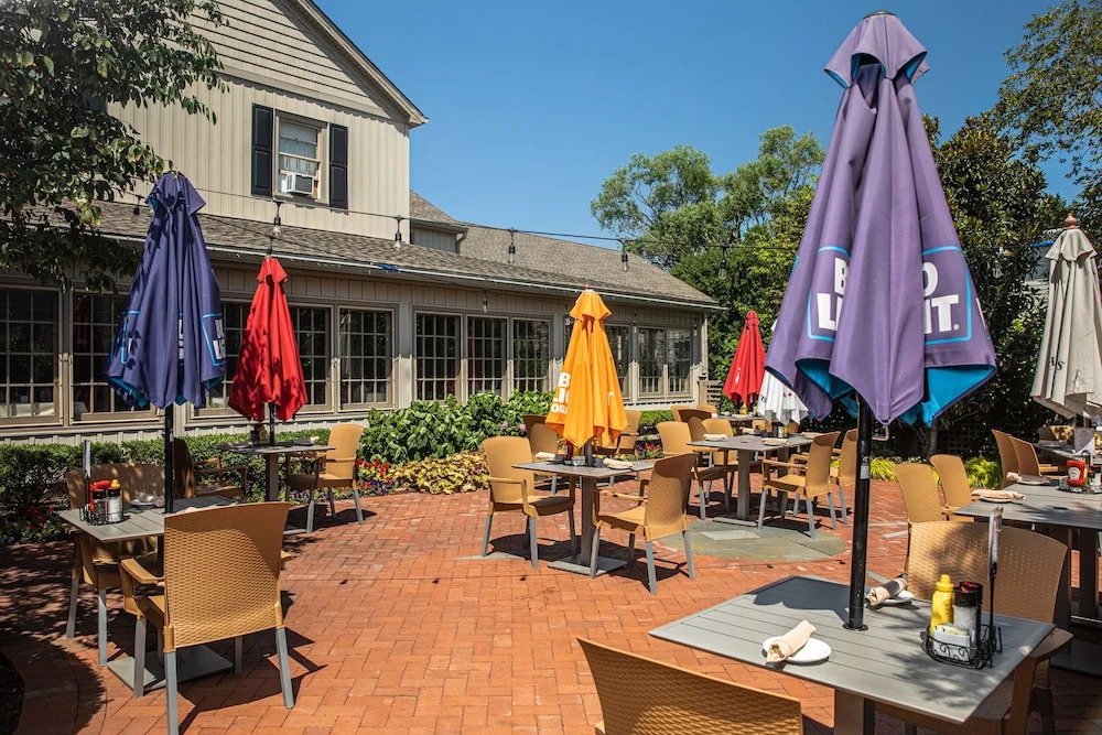 Plumsteadville Inn