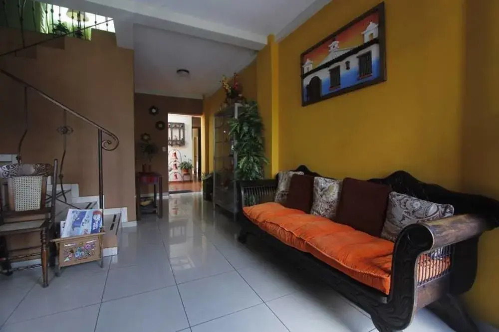 Hotel Andoria