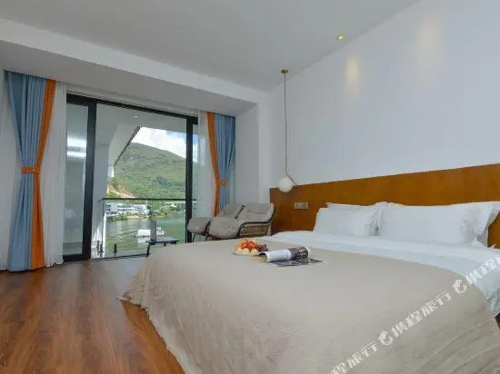 Dali Hetang Yueshe Inn