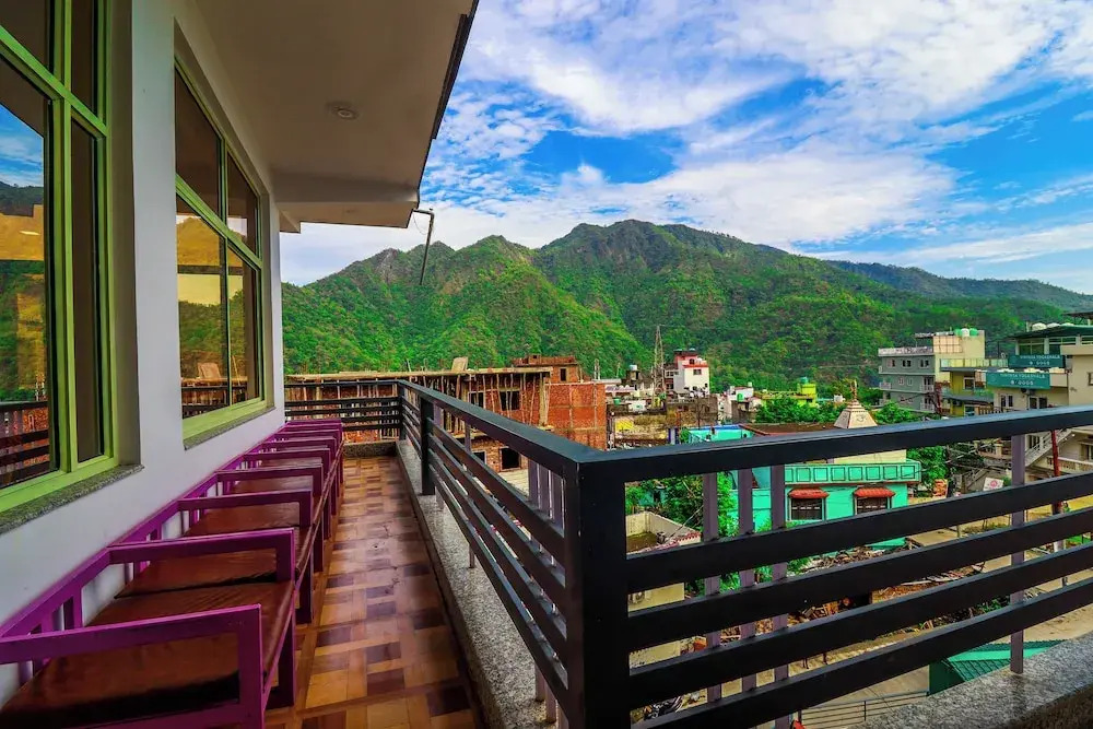 Manzil Hostel