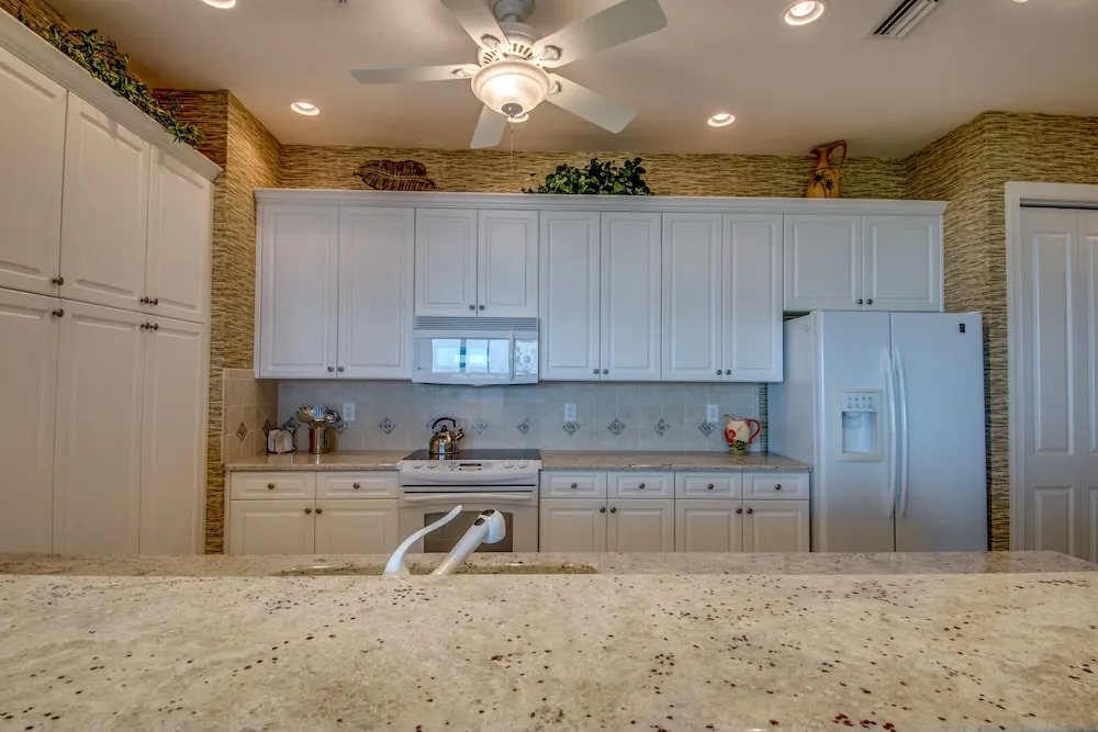 Penthouse at Cape Harbour - Roelens Vacations