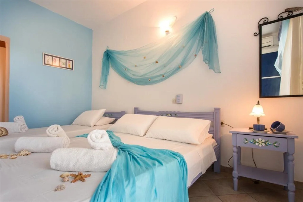 Pansion Limni