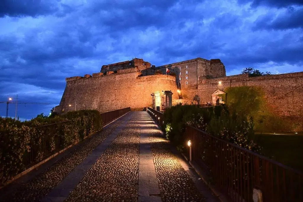 Suite In Centro Storico Porto Di Savona Spiagge