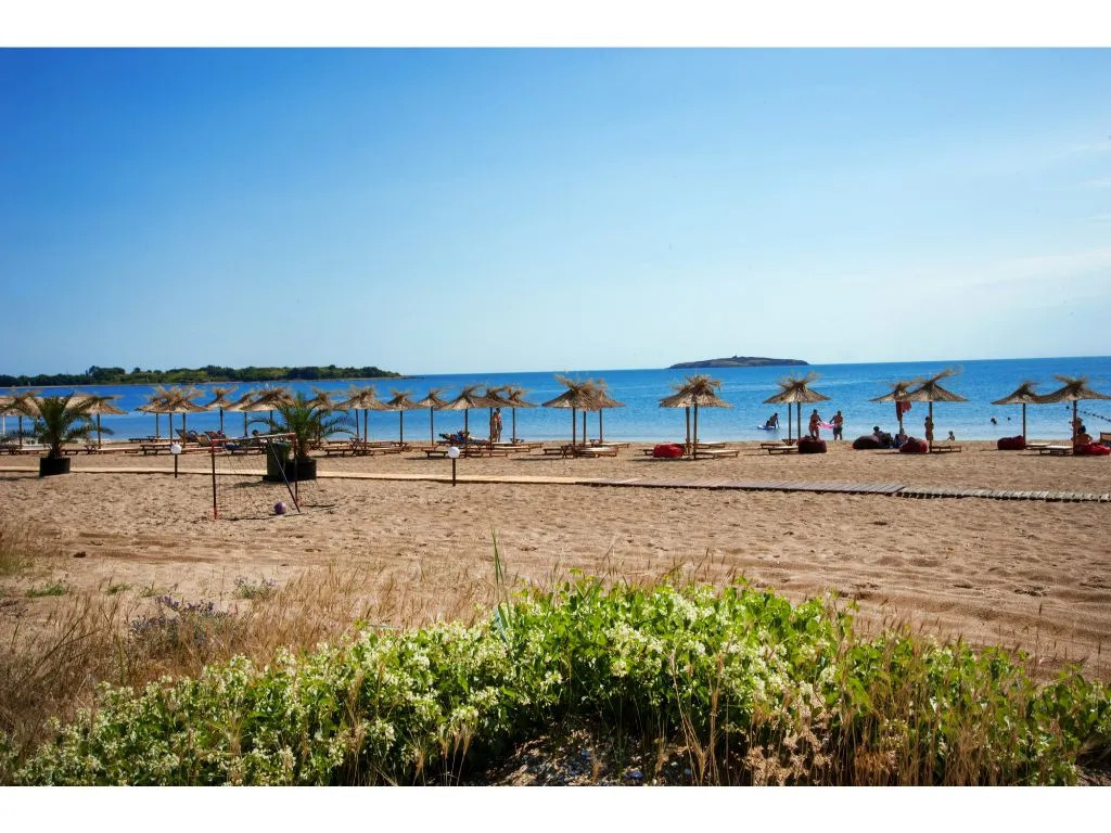 Black Sea Star Aparthotel