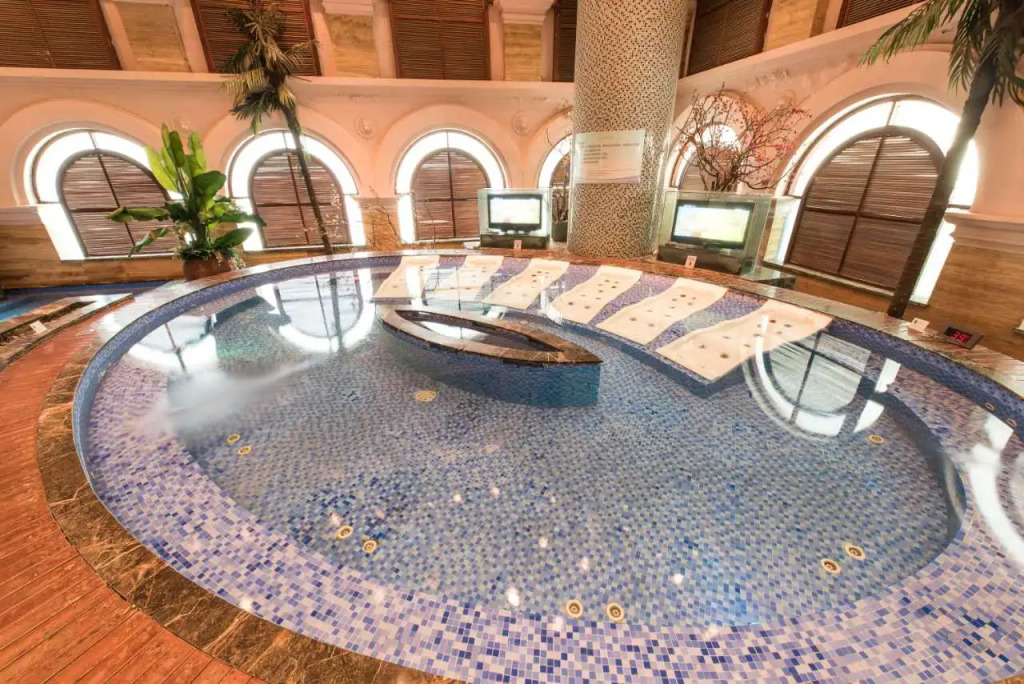 Shaoxing Xianheng Grand Hotel