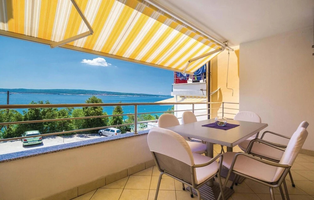3 Bedroom Nice Home In Crikvenica