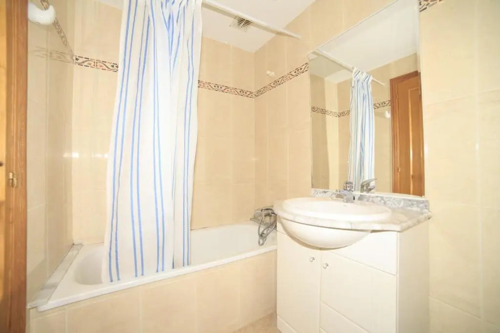 BAJO CON JARDIN Apartamentos Canaret ALBERT VILLAS