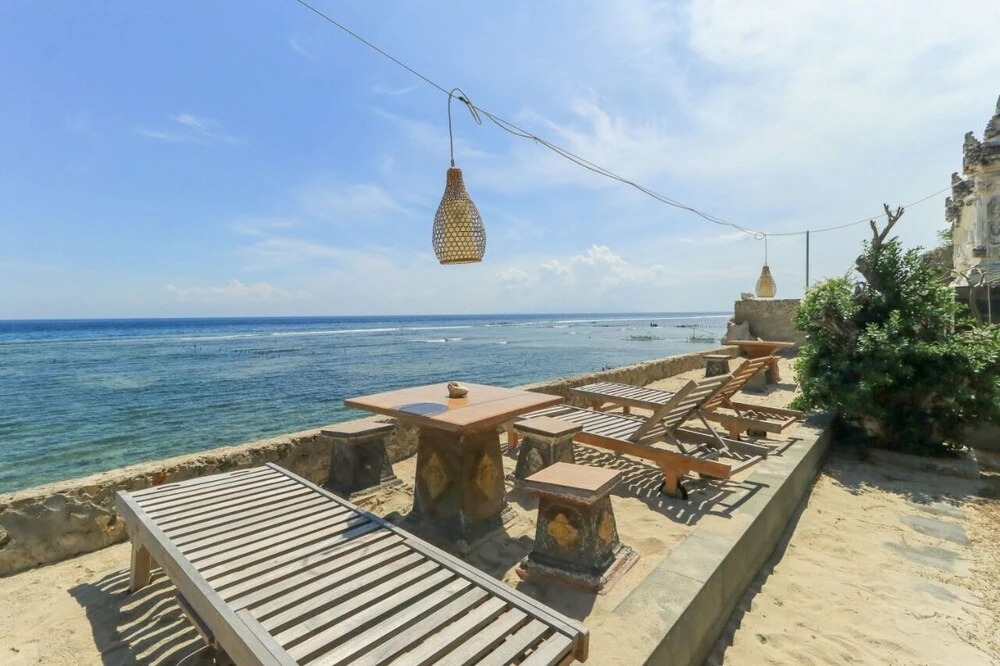 Waterside inn Nusa Penida