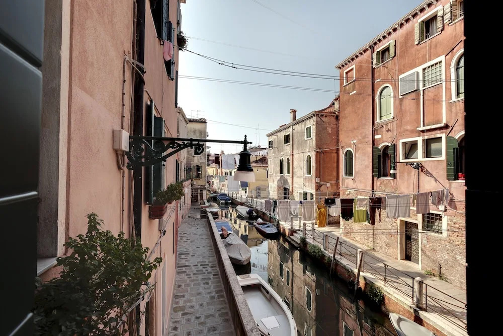 Laguna Luxury 1 by Wonderful Italy