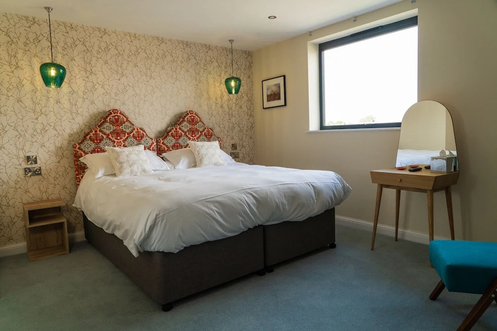 MonkBridge House