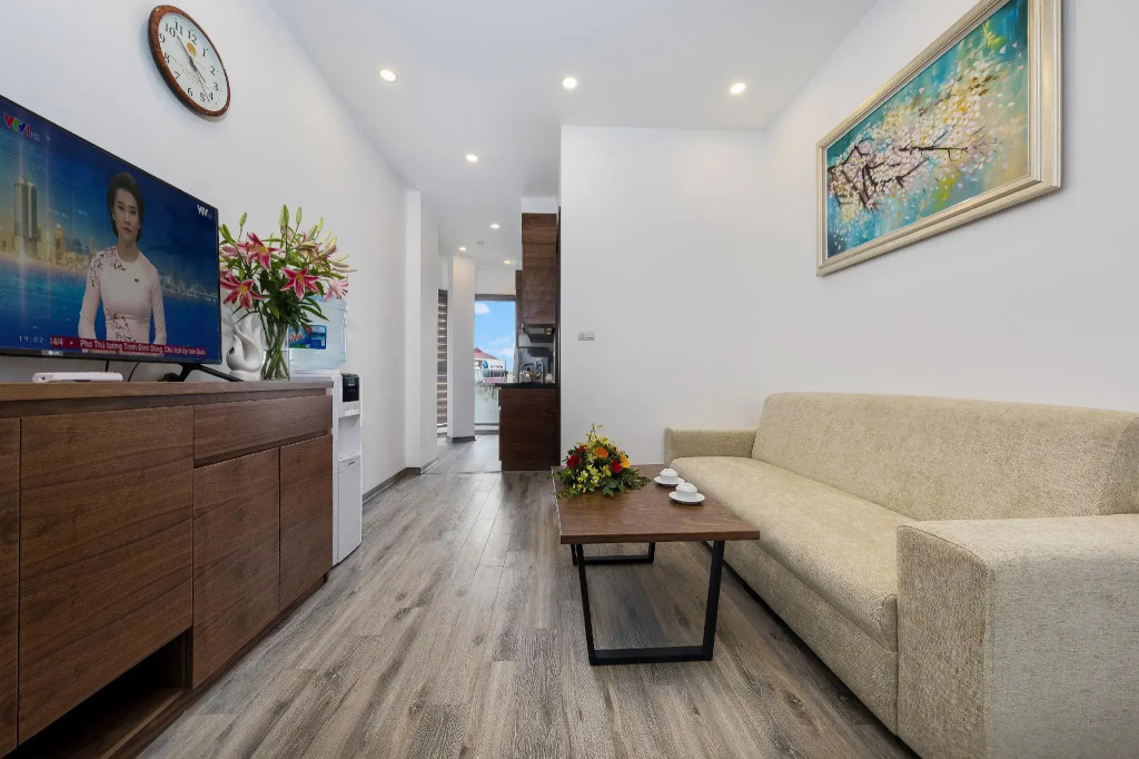 Granda West Lake Apartment