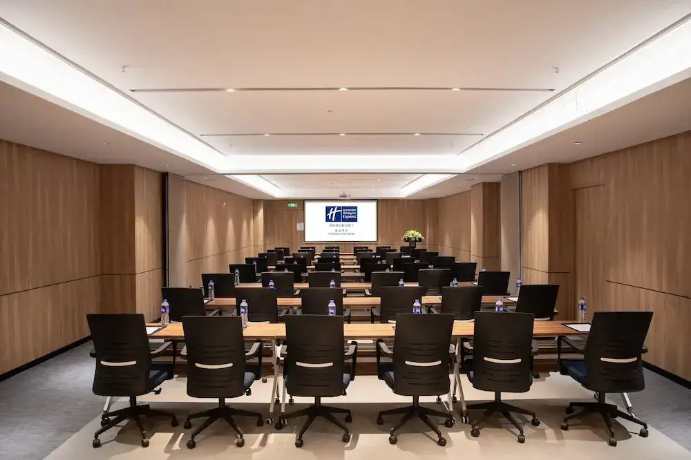 Holiday Inn Express Shantou City Center by IHG