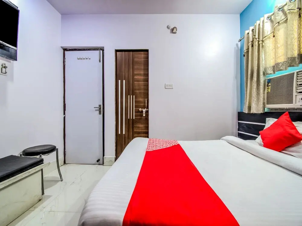 Rp Palace By OYO Rooms