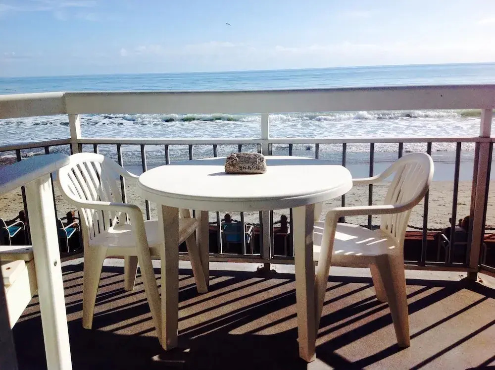 Waters Edge Resort