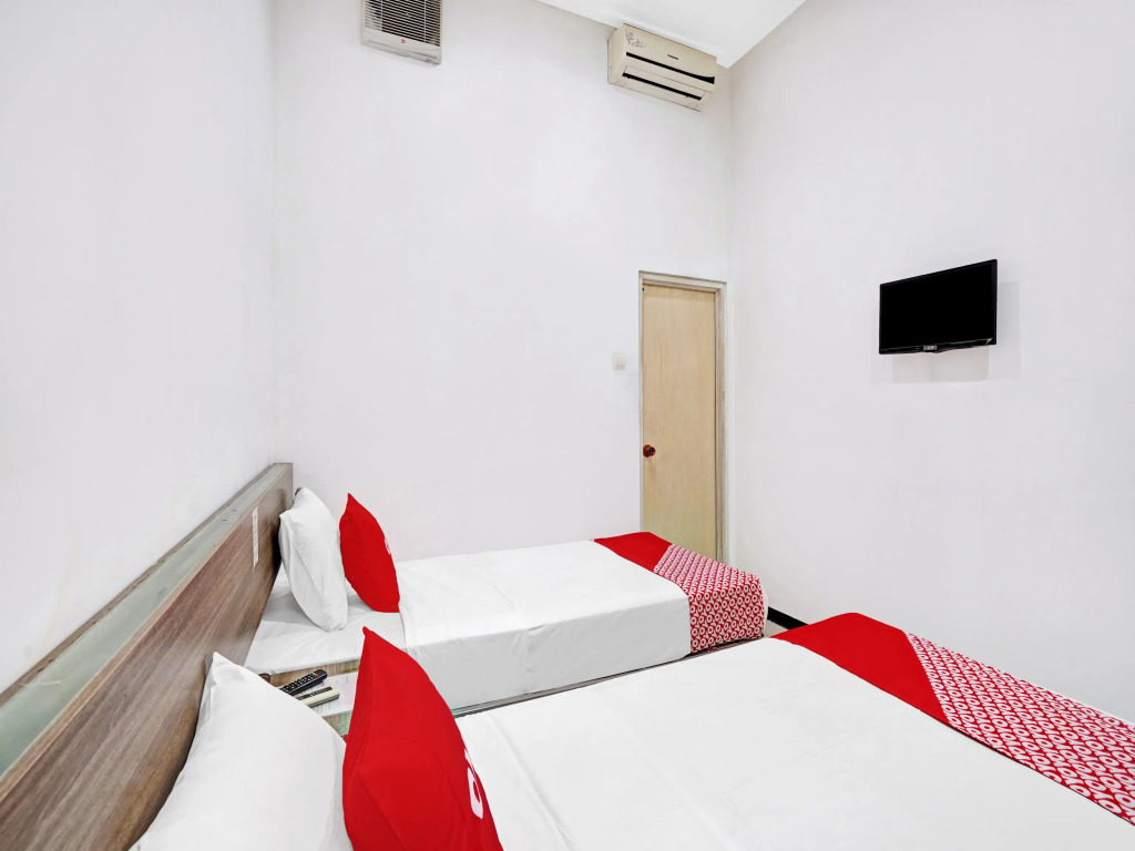 Almeira Homestay Syariah Near RS Islam Al-Irsyad Mitra Reddoorz